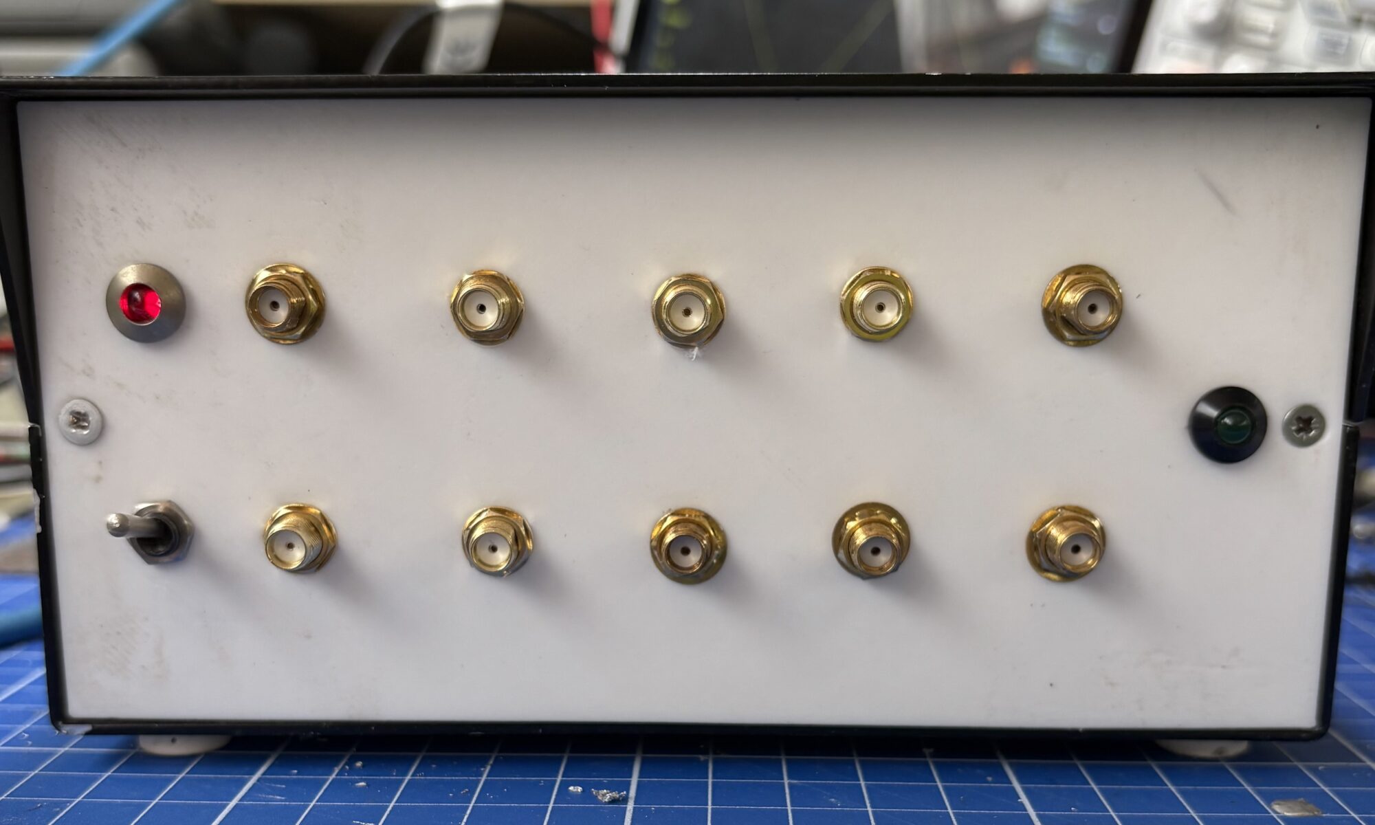 Frontal multiplicador